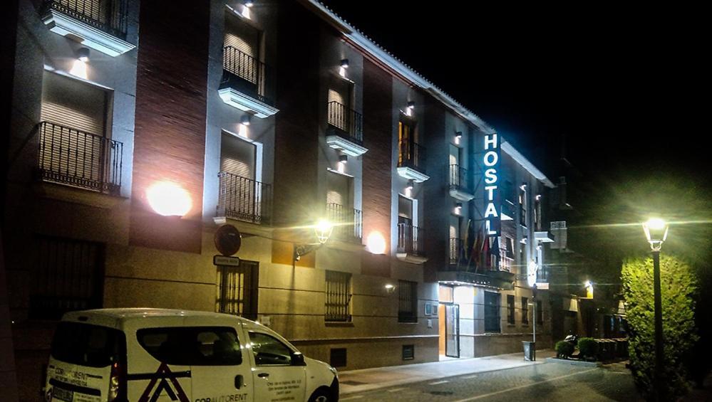Hostal Plaza Mayor Torrejon de Ardoz Ngoại thất bức ảnh