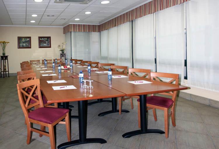 Hostal Plaza Mayor Torrejon de Ardoz Ngoại thất bức ảnh