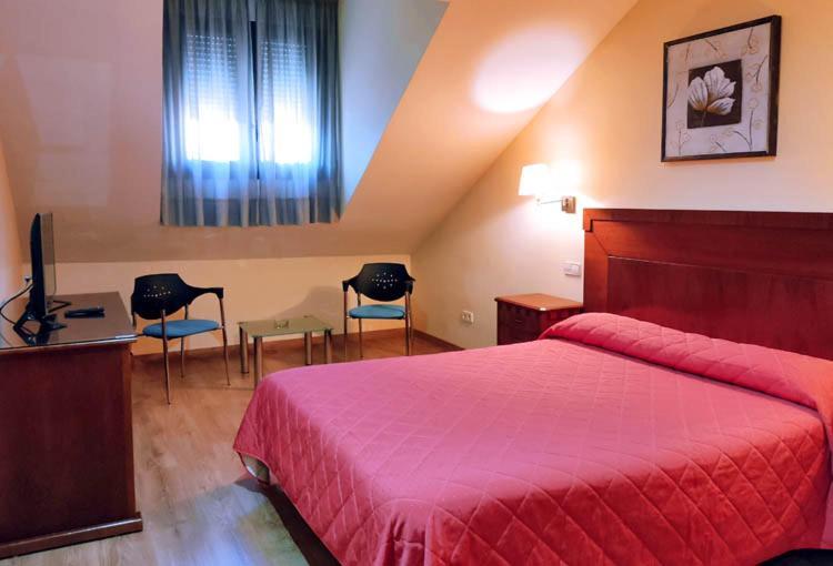 Hostal Plaza Mayor Torrejon de Ardoz Ngoại thất bức ảnh